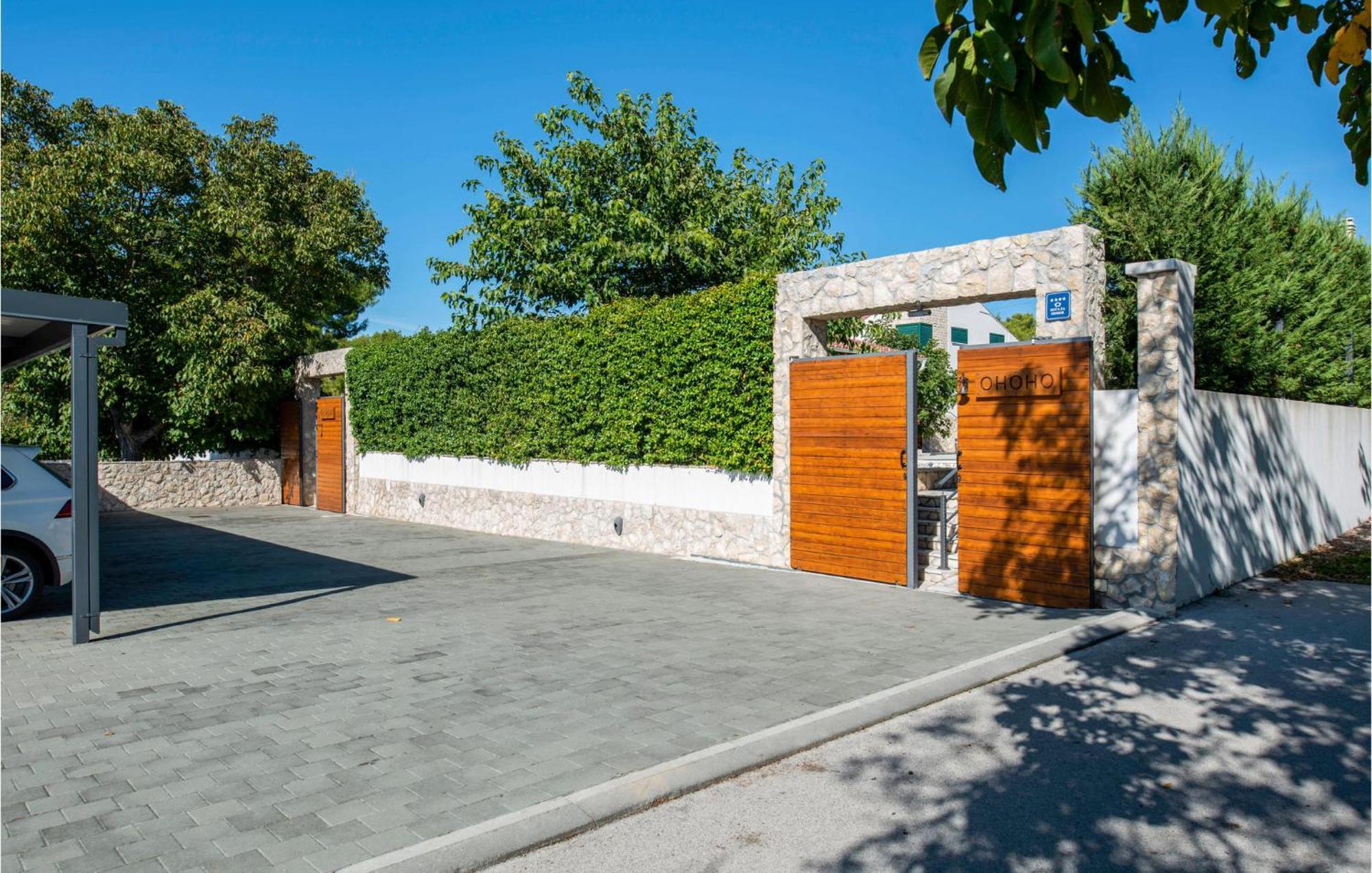 Lovely Home In Sibenik With Wifi Esterno foto