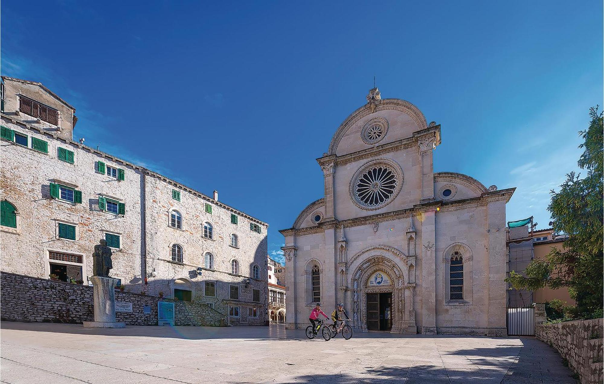 Lovely Home In Sibenik With Wifi Esterno foto